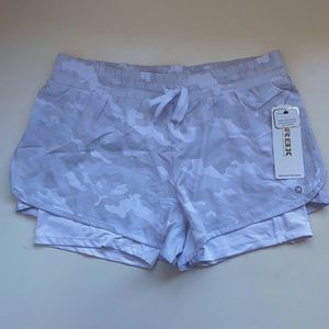 •RBX Camo shorts•